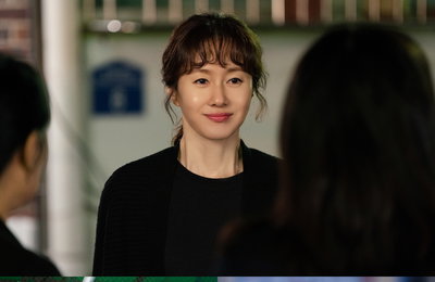 JTBC 새 토일드라마 ‘가족X멜로’, 배우 김지수 파격 연기 변신 기대