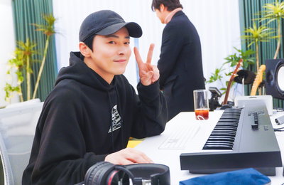 <신인가수 조정석> '유쾌X뭉클’ 치열하고도 감동적인 100일간의 비하인드 스틸 공개