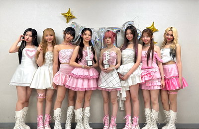 유니스, '2024 더팩트 뮤직 어워즈' 2관왕 달성 쾌거