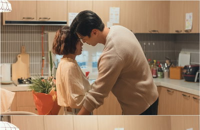TV CHOSUN <DNA 러버> 정인선-이태환, ‘남사동’ 박력 첫 키스 초읽기 현장