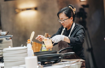 화제의 흑백 셰프 경연 소감 “<흑백요리사: 요리 계급 전쟁> 남은 대결 응원 부탁”