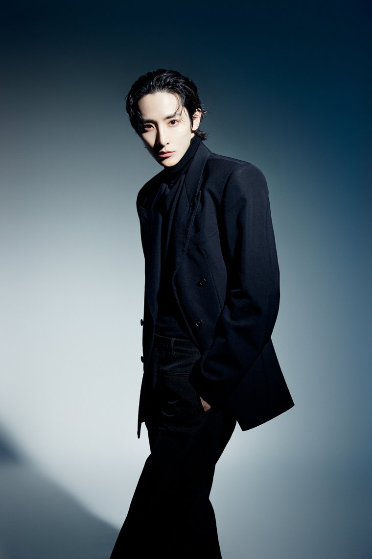 이수혁,