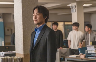 MBC <이토록 친밀한 배신자> 얼어붙은 한석규X당황한 한예리 노재원…경찰서 발칵 뒤집힌 충격 소식은?