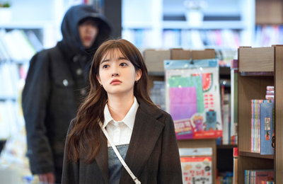 채널A 토일드라마 <결혼해YOU> 조수민, 정체불명 인물과 대치 '긴장감 폭발'
