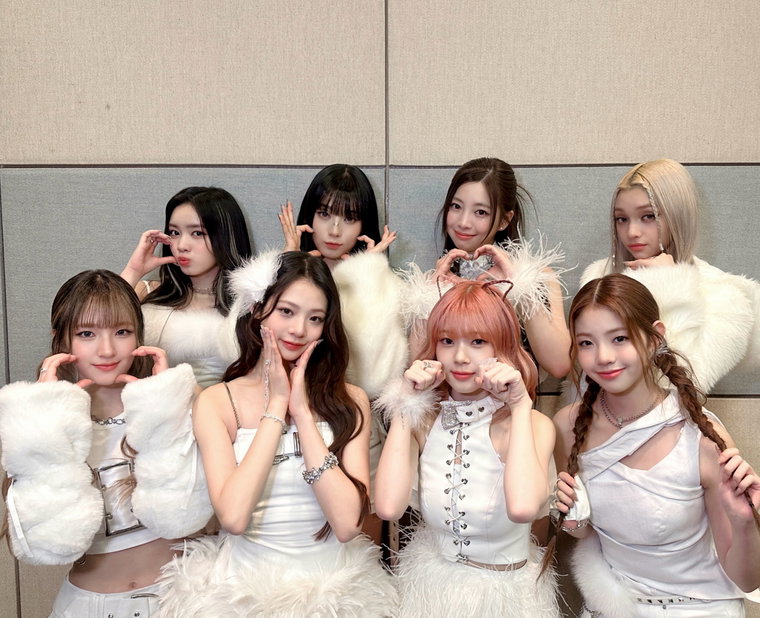 유니스,