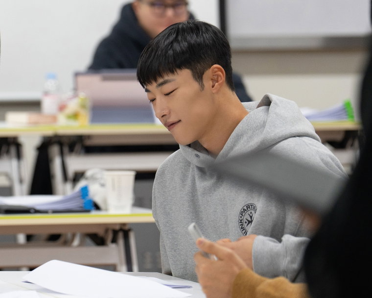 사냥개들,
