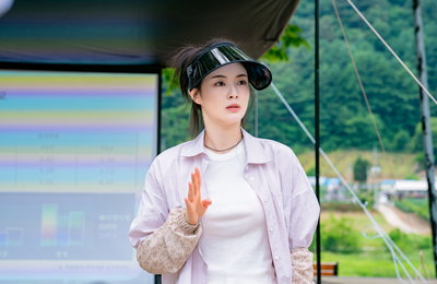 tvN 새 토일드라마 <감자연구소> ‘감자에 인생 올인’ 이선빈, 열혈 감자 연구원 캐릭터 스틸 첫 공개