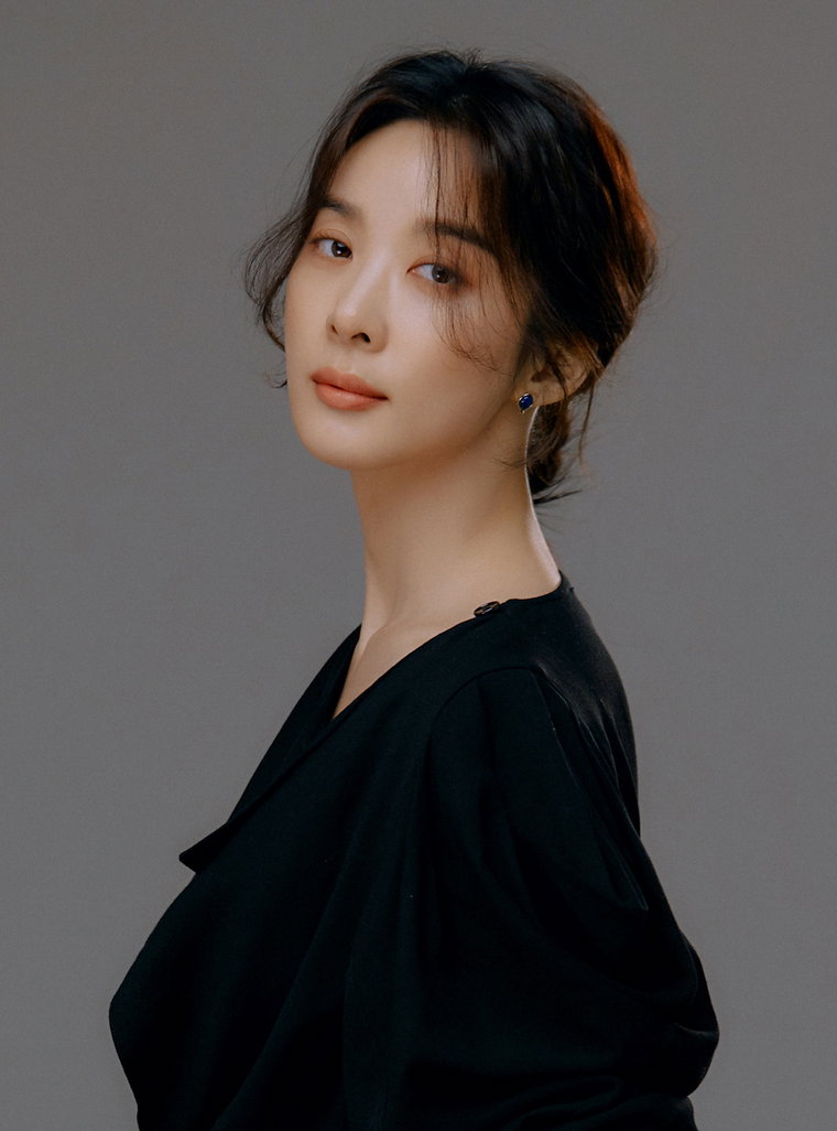 이청아,