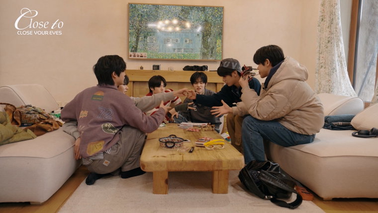 클로즈유어아이즈,
