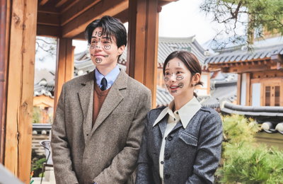 tvN 월화드라마 <이혼보험> 이동욱X이주빈, '얼굴 관상 그린' 기막힌 영업 전략 정체는?