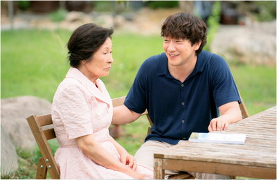 JTBC 새 토일드라마 <천국보다 아름다운> 김혜자X손석구, ‘저 세상’ 케미스트리 담은 세기의 부부 탄생 임박