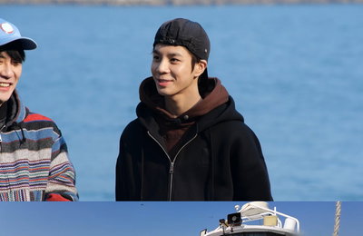 MBC <푹 쉬면 다행이야> 트로트 왕자 정동원, 주민등록증 나오자마자 '생애 첫 무인도行'
