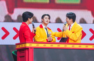 TV CHOSUN <사랑의 콜센타-세븐스타즈> 손빈아, 경상도식 플러팅으로 팬심 저격 “우리 자기 뭐하노”