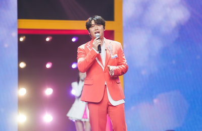 TV CHOSUN <사랑의 콜센타-세븐스타즈> "눈도 못 마주쳐" 손빈아 긴장시킨 이상형 정체는?