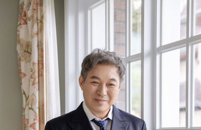 배우 김갑수, 제70회 현충일 추념 영상 내레이션 참여⋯ 목소리로 기리는 숭고한 희생