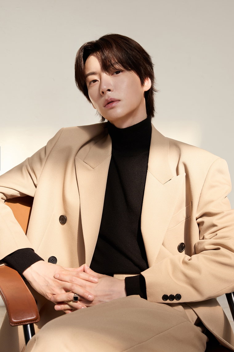 안재현