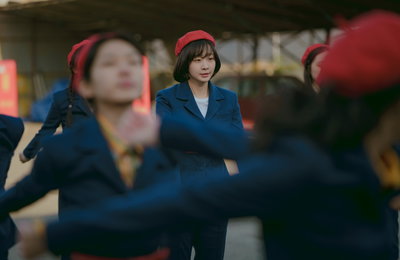 JTBC 새 토일드라마 ‘백번의 추억’ 김다미, 80년대 청춘의 ‘갓생’ 인생 캐릭터 갱신 예감
