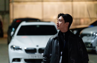 SBS ‘사마귀: 살인자의 외출’ 장동윤, 한밤중 처절한 피투성이 위기 포착