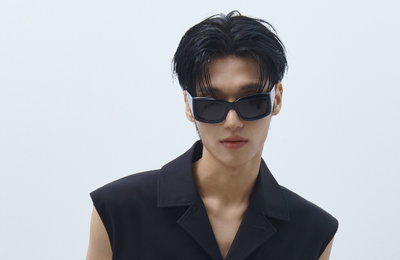 세 번째 초청 받은 ATEEZ 우영, 꾸레쥬 SS26서 글로벌 아이콘 위엄