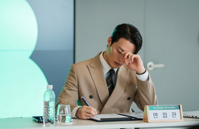 넷플릭스 국내 1위 '키스는 괜히 해서!', 장기용X안은진 '오해' 속 불꽃 로맨스 예고