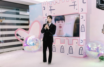 배우 김민규, 뉴욕 '싱글즈 데이' 성공 마무리… 전역 후 첫 해외 활동서 팬심 확인