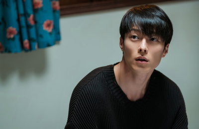 '키스는 괜히 해서!' 장기용, 안은진 향한 '마성의 눈빛' 발사…로코 필수템 '한 방 신세' 예고