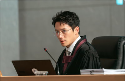 <판사 이한영> 지성 "전생의 어둠 부수고 정의 선택"... 박희순X원진아와 명품 연기 예고