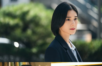 지니 TV 오리지널 드라마 ‘아너 : 그녀들의 법정’ 정은채, 독보적 카리스마의 새 리더십 예고