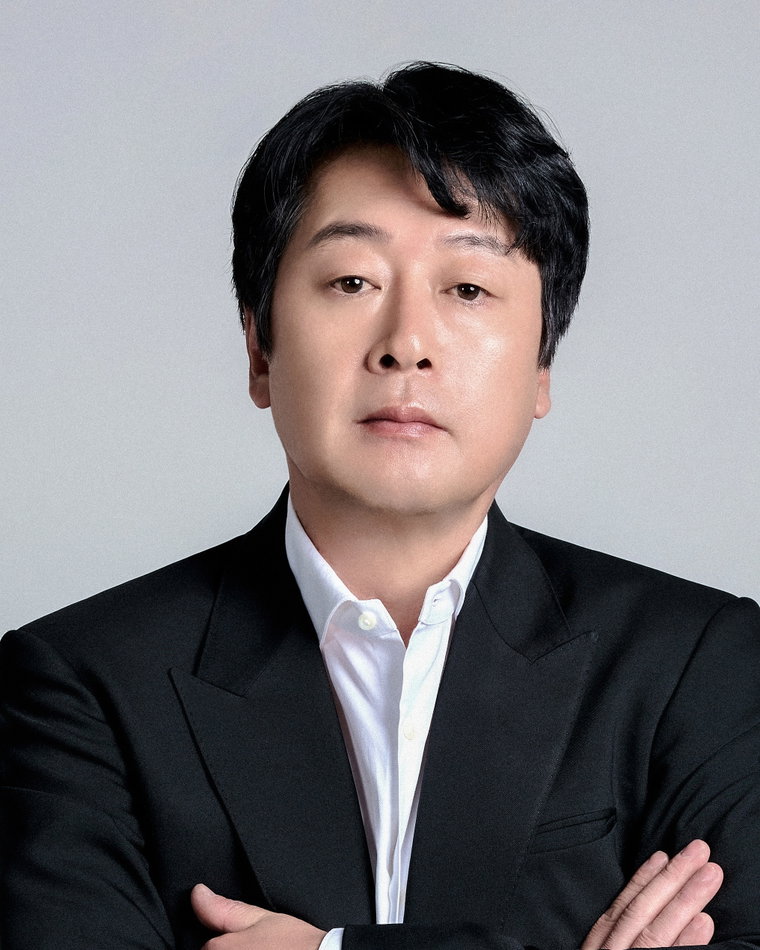 김윤석 출처:공식 홈페이지