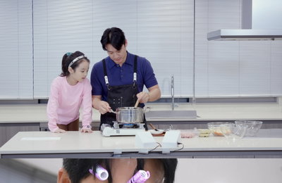 ‘편스토랑’ 오상진, 전완근 갈아 넣은 ‘팔뚝 카레’ 도전… 딸 입맛 사로잡을까?